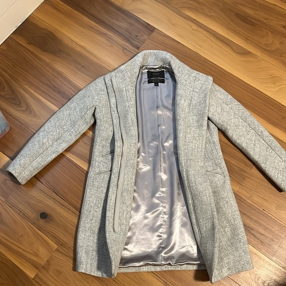 J. Crew Cocoon Coat in Stadium Wool, size 2 - Picture 5 of 11